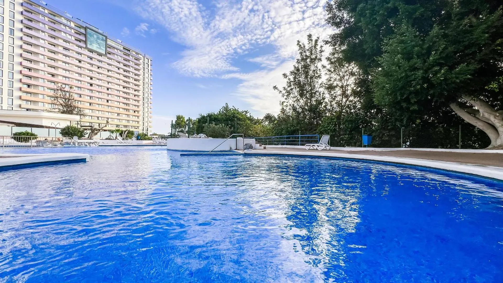 Apartment Ocean Breeze 1 Bedroom Apartment, Mirador Paraiso Pp18 Playa Paraiso  Spain
